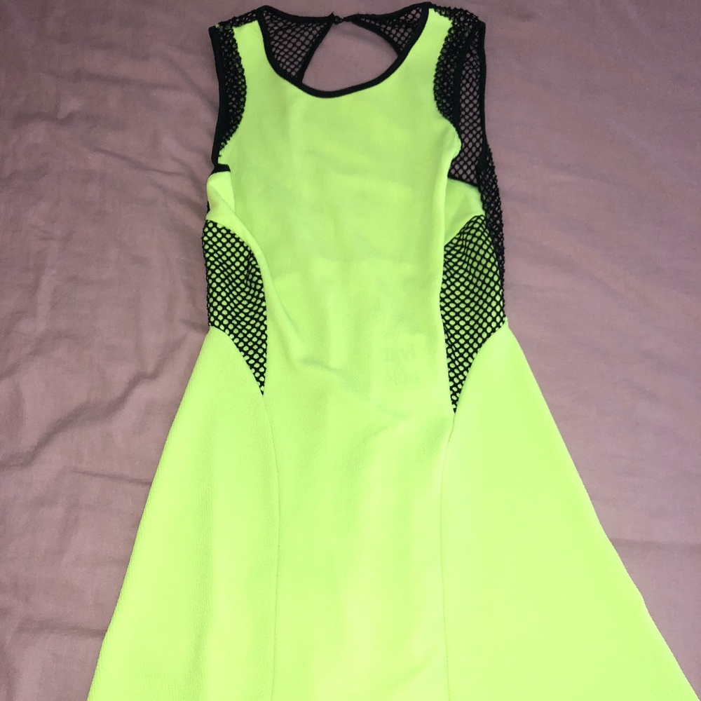 Davi and Dani Neon Green Flare Dress Size L